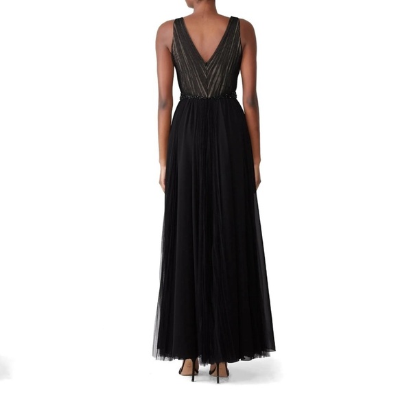 Badgley Mischka
Black Pleated Gown size 6 - Picture 4 of 12